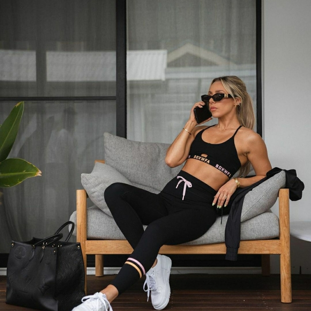 Sarah's Day White Fox Counterpunch leggings S